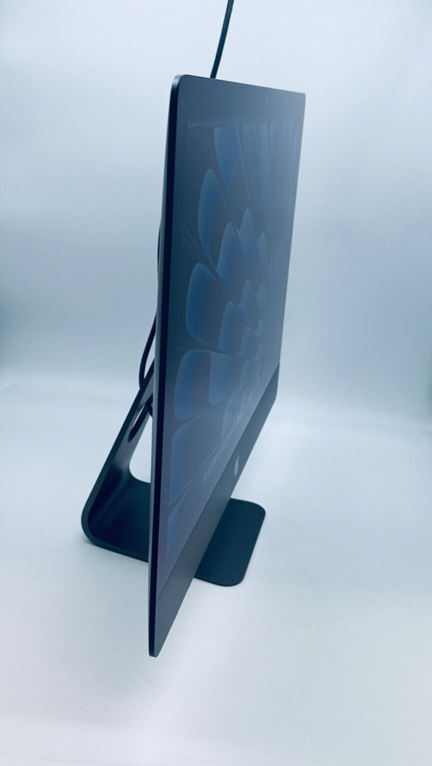 Apple iMac Pro 27" 5K Retina 2017 Intel Xeon 10-Core 3.0Ghz 128GB RAM, 1TB SSD