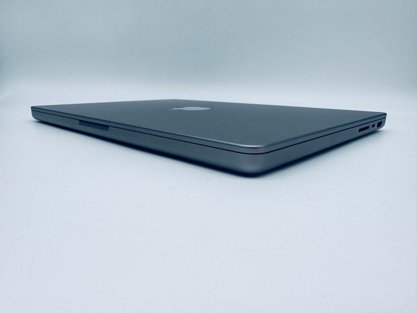 Apple MacBook Pro 14" 2023 M2 Max 12-Core CPU 30-Core GPU 32GB 1TB