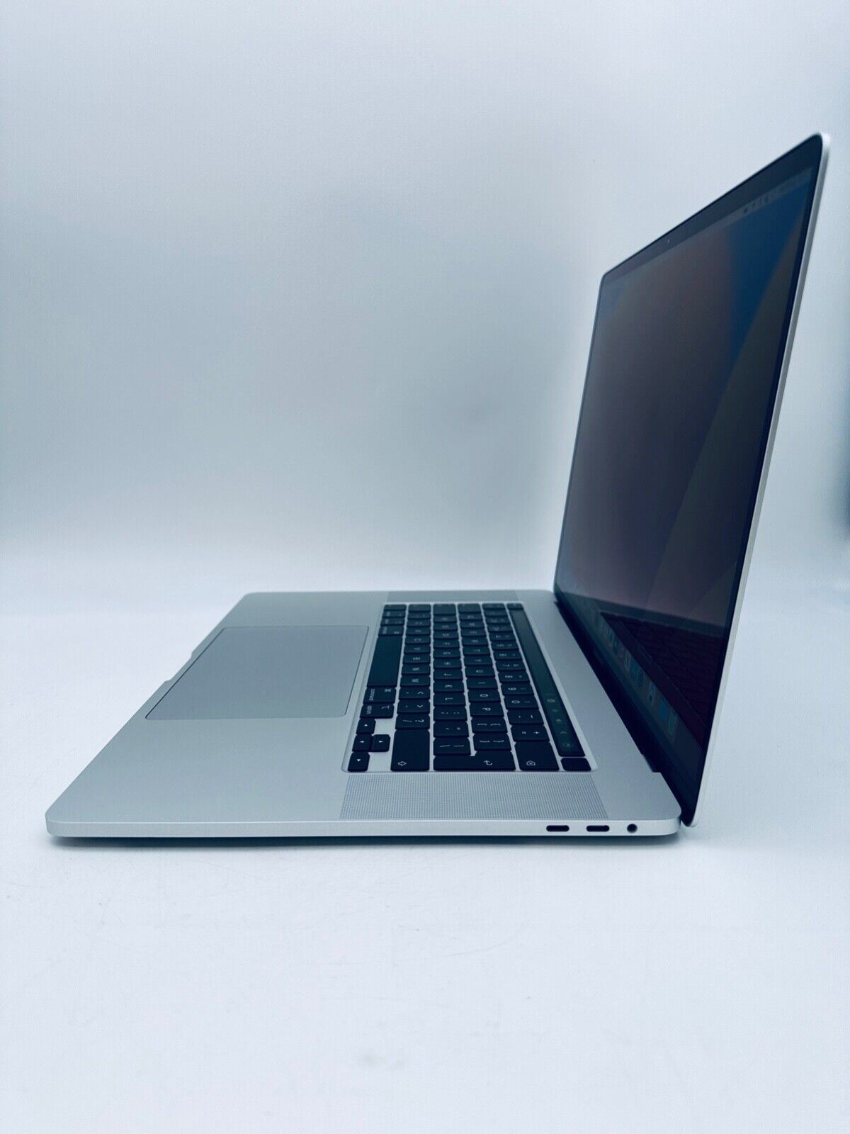 Apple MacBook Pro 16" 2019 Touch Bar ID i9 8-Core 2.4Ghz 32GB 512GB SSD