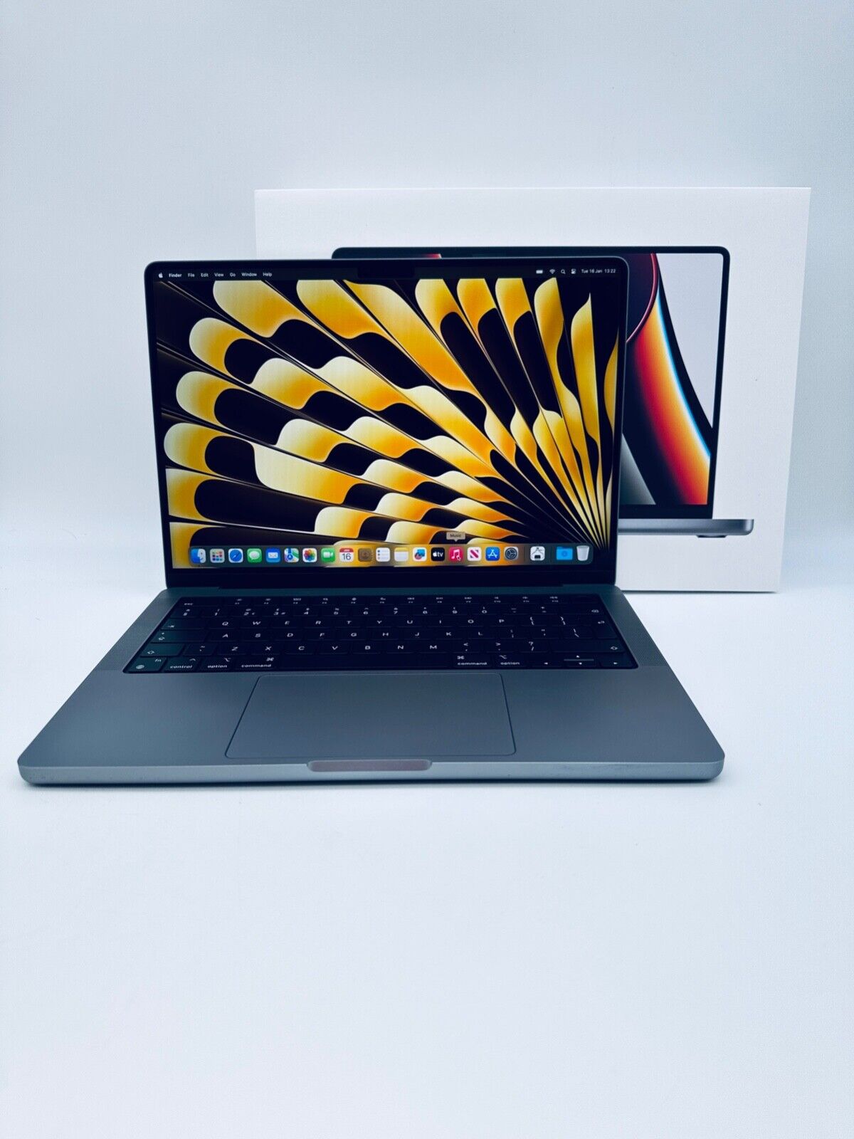 Apple MacBook Pro 14" 2021 M1 Pro 8-Core CPU 14-Core GPU 16GB 512GB SSD