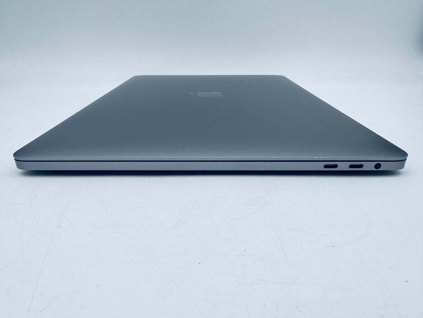 Apple MacBook Pro 15" 2019 Touch Bar ID i9 8-Core 2.4Ghz 32GB 1TB SSD