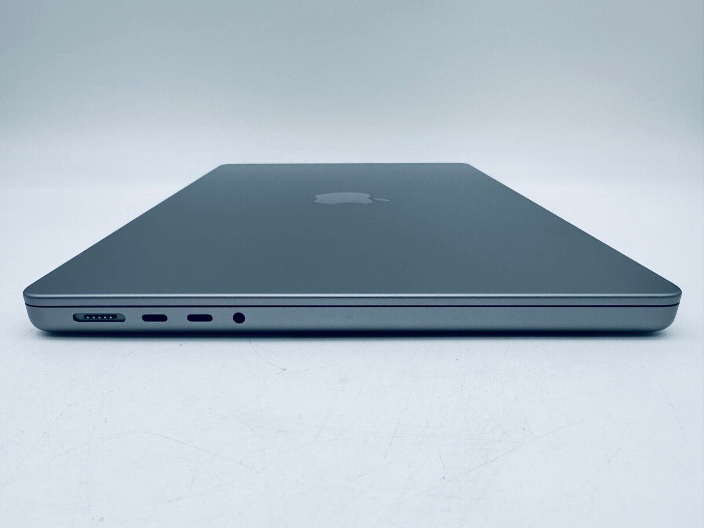 Apple MacBook Pro 14" 2021 M1 Pro 10-Core CPU, 16-Core GPU 16GB, 1TB SSD