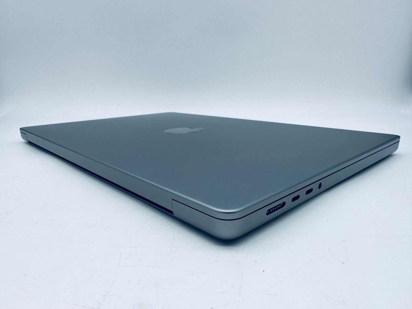 Apple MacBook Pro 16" 2023 M2 Pro 12-Core CPU, 19-Core GPU 32GB 512GB SSD