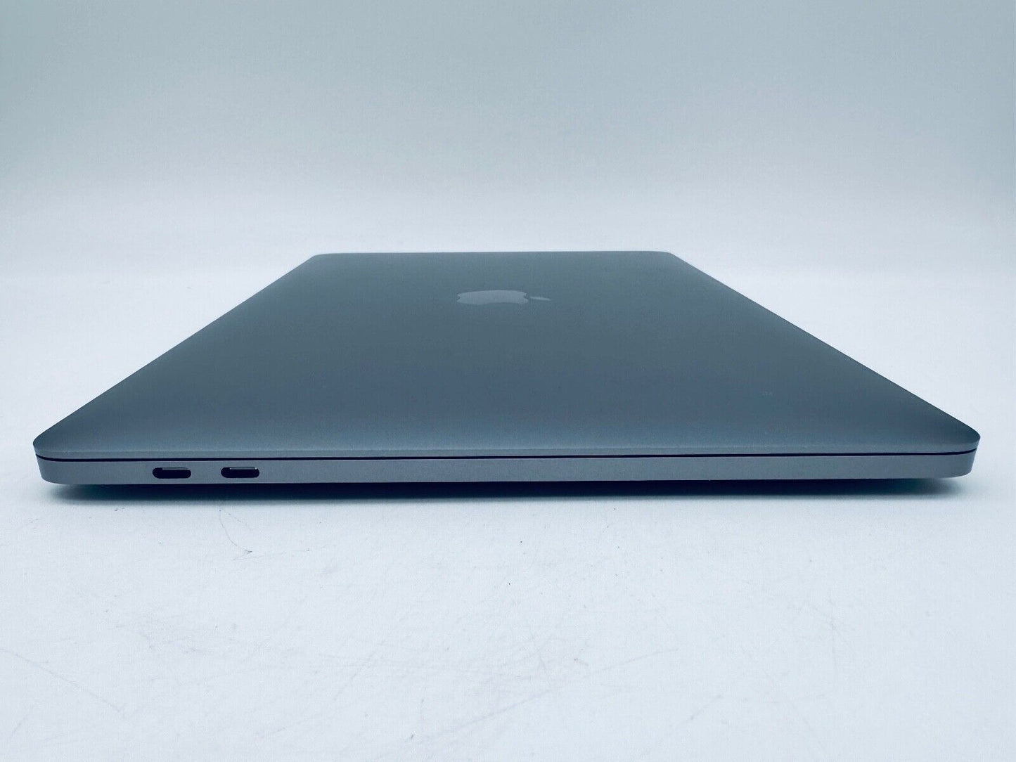 Apple MacBook Pro 13" 2020 Touch Bar Quad Core i7 2.3Ghz 32GB 2TB SSD
