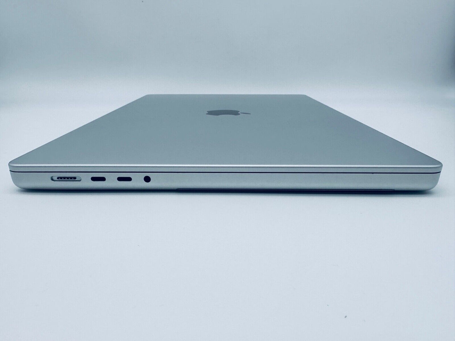 Apple MacBook Pro 16" 2021 M1 Pro 10-Core CPU 16-Core GPU 16GB 512GB SSD