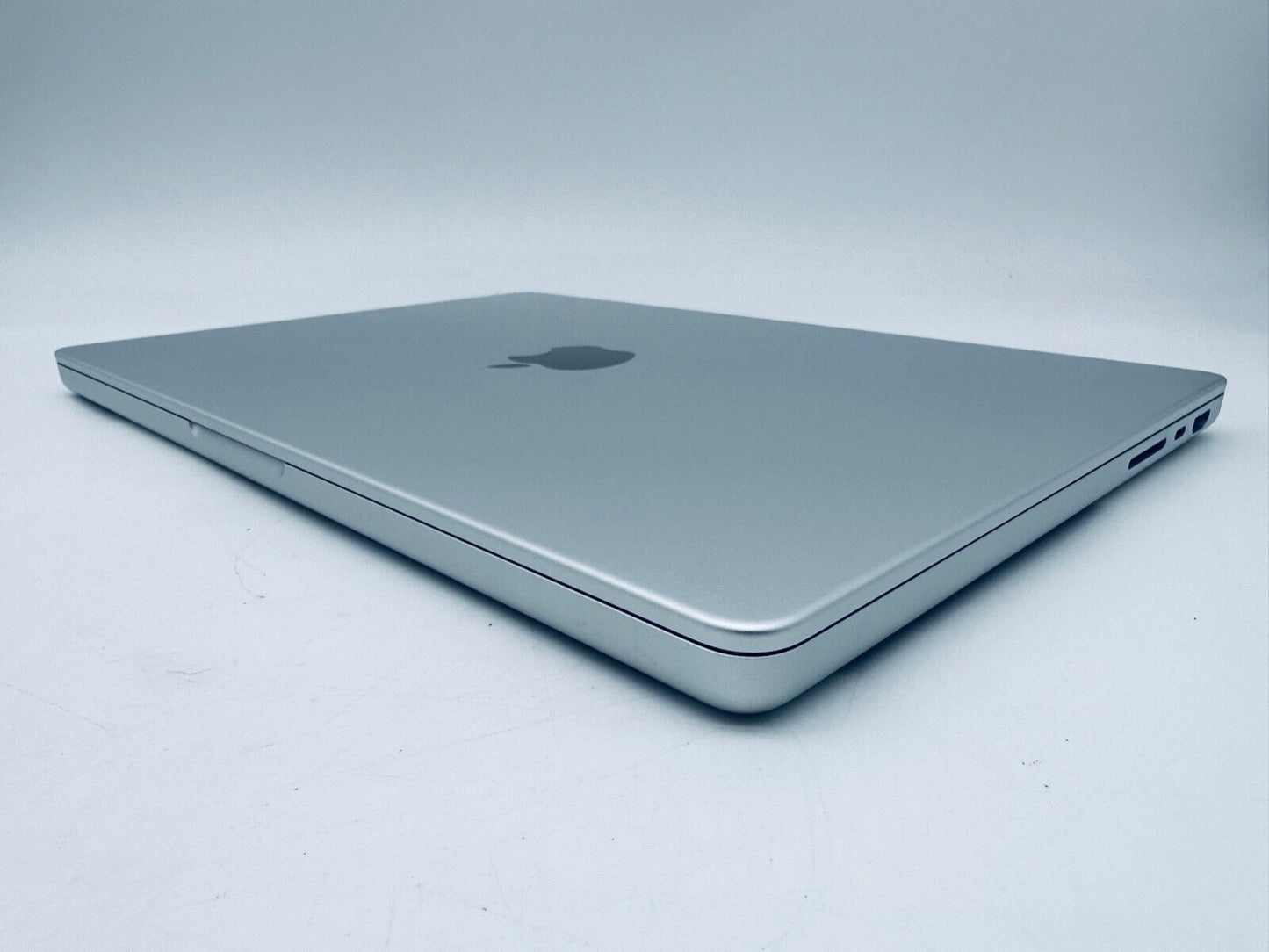 Apple MacBook Pro 14" 2023 M2 Max 12-Core CPU, 30-Core GPU 32GB 1TB, Silver