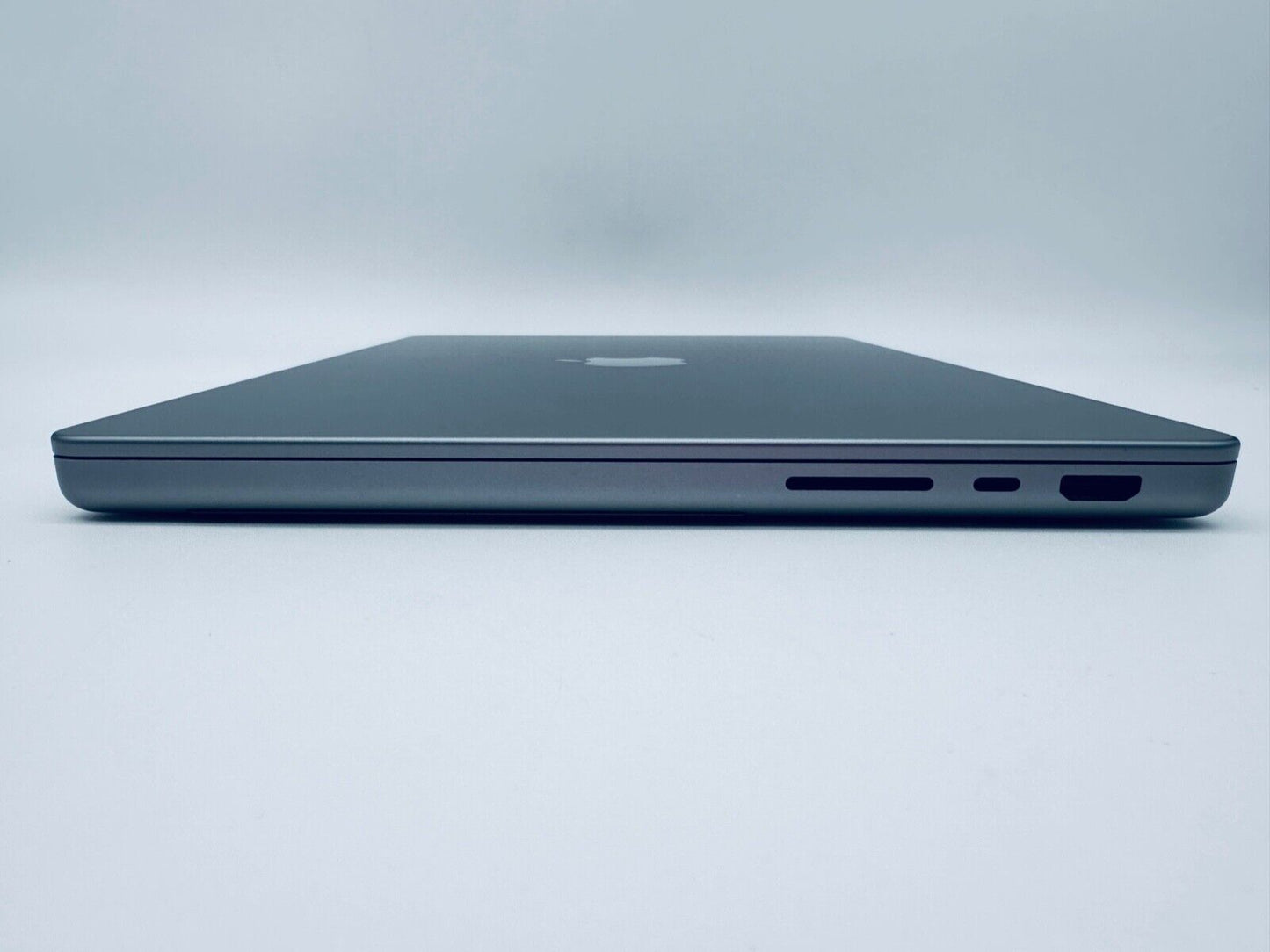 Apple MacBook Pro 14" 2021 M1 Pro 8-Core CPU 14-Core GPU 16GB 512G