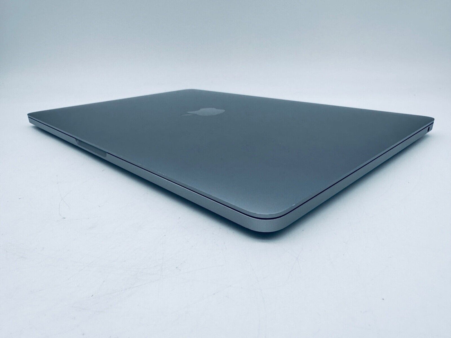 Apple MacBook Pro 13" Retina M1 Touch Bar 8-Core CPU 8-GPU 16GB Ram 256GB