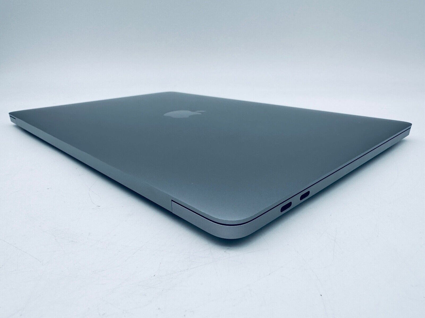 Apple MacBook Pro 13" 2020 Touch Bar Quad Core i7 2.3Ghz 32GB 2TB SSD