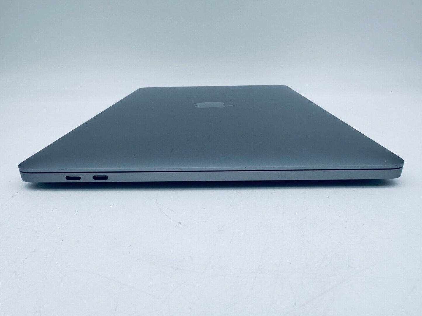 Apple MacBook Pro 13" Retina M1 Touch Bar 8-Core CPU 8-GPU 16GB Ram 256GB
