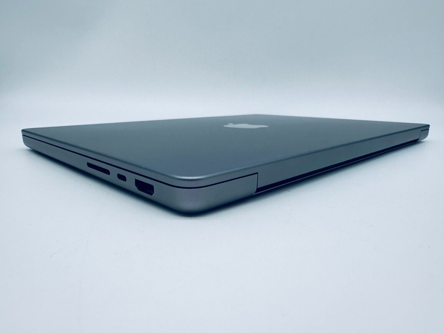 Apple MacBook Pro 14" 2023 M2 Pro 10-Core CPU 16-Core GPU 16GB Ram 512GB SSD