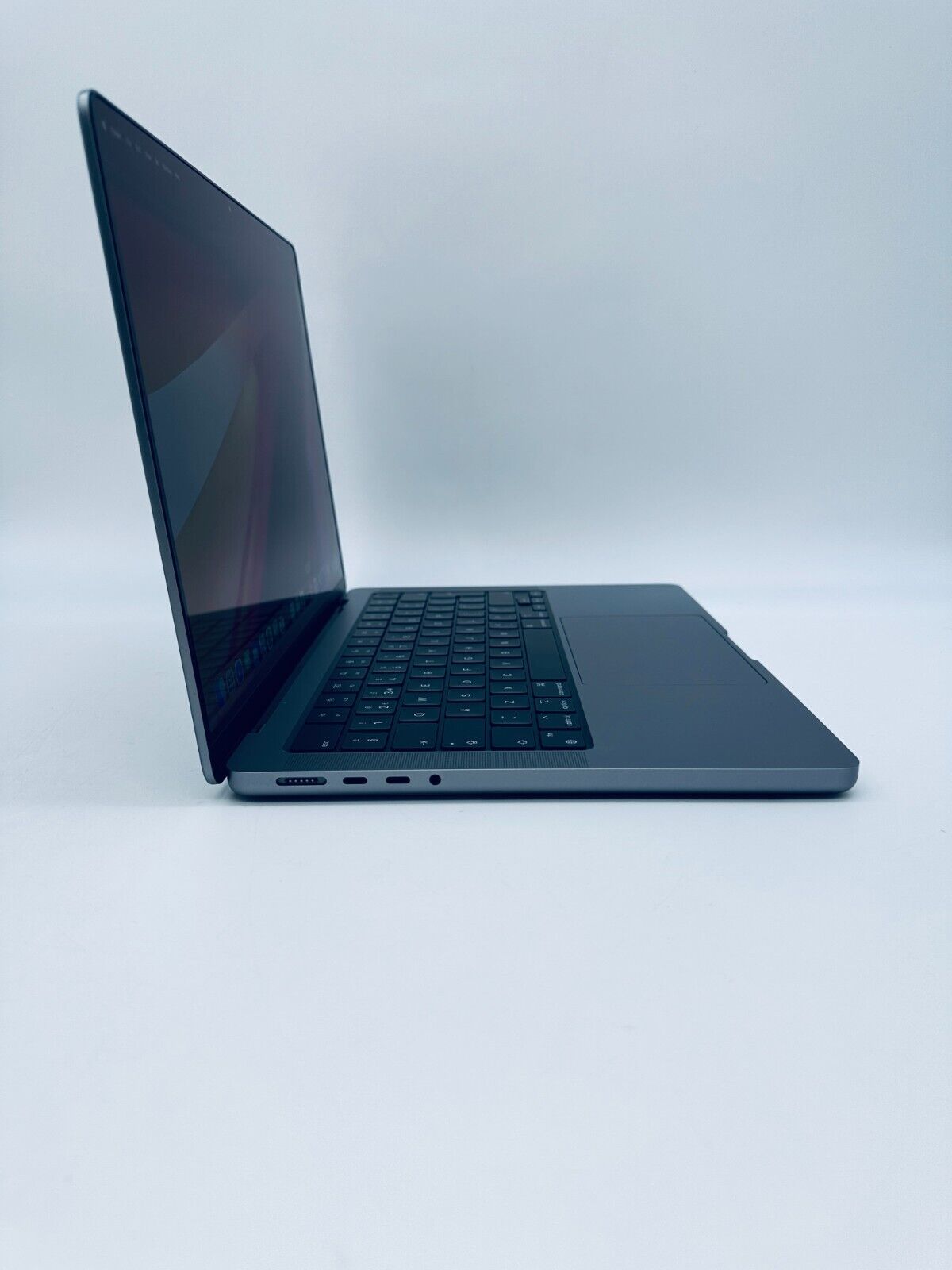 Apple MacBook Pro 14" 2023 M2 Pro 10-Core CPU 16-Core GPU 16GB Ram 512GB SSD