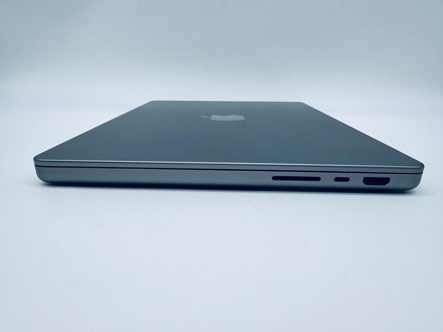 Apple MacBook Pro 14" 2023 M2 Pro 10-Core CPU 16-Core GPU 16GB Ram 512GB SSD