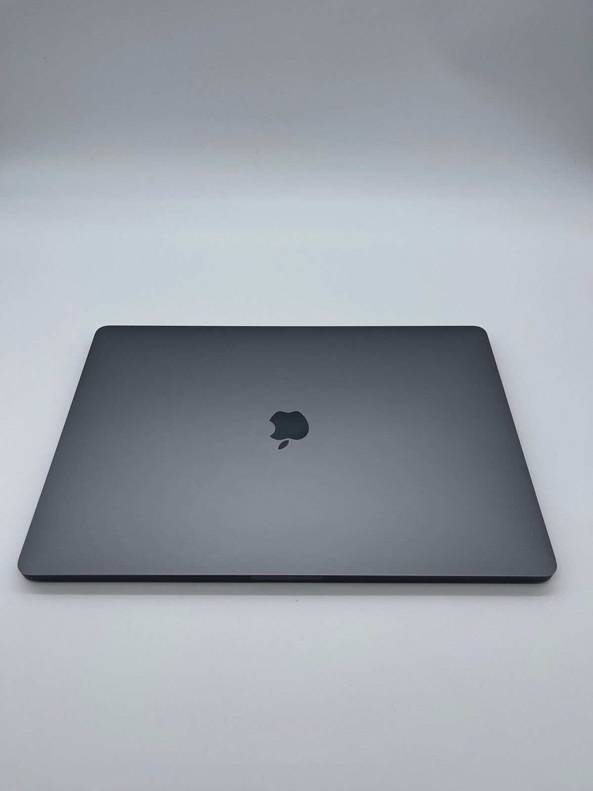 Apple MacBook Pro Retina 16" 2019 Touch Bar ID i9 8 Core 2.3Ghz 16GB 1TB