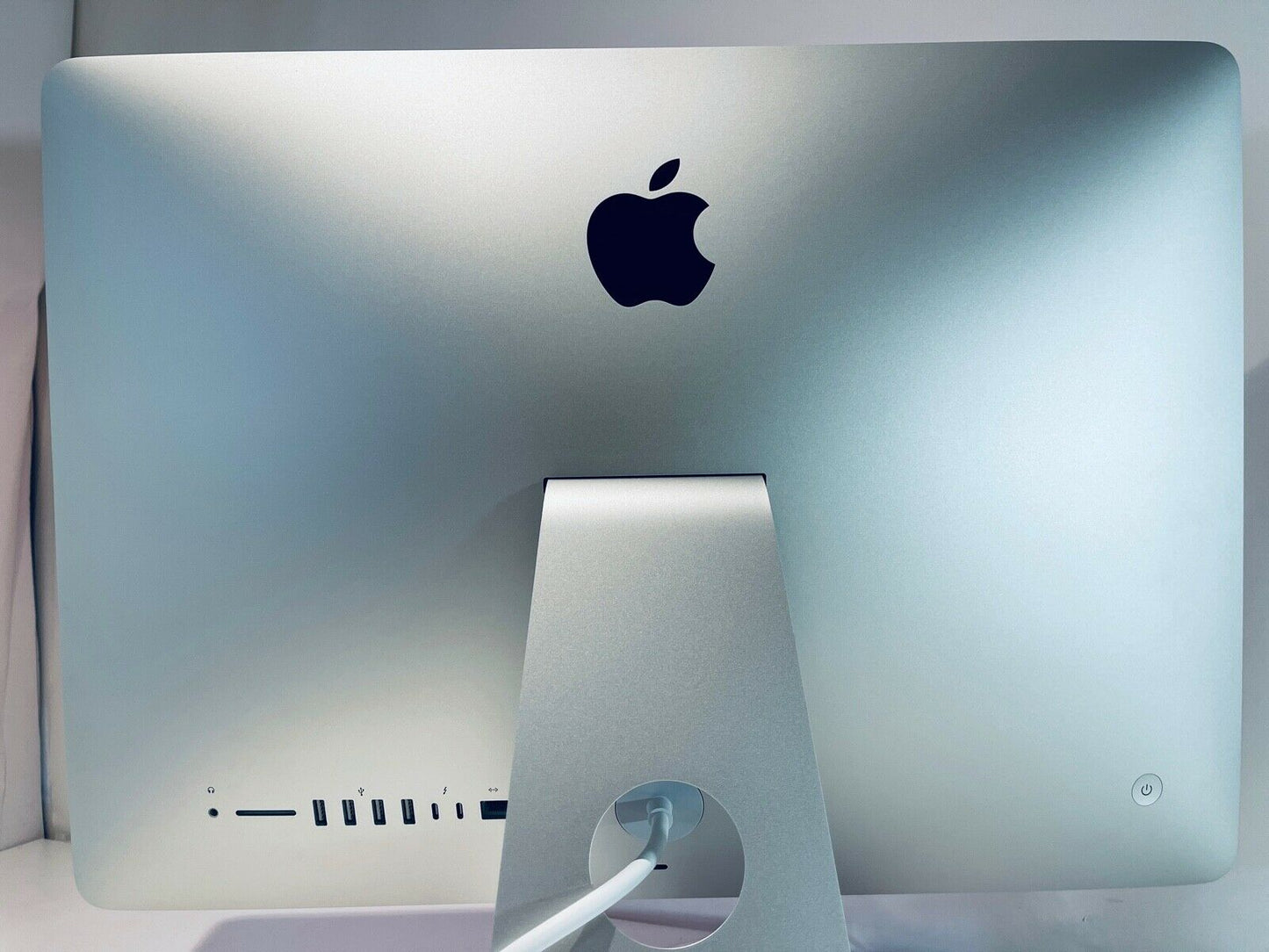 Apple iMac 21.5" 4K Retina 2017 Intel Core i5 3.4Ghz Quad Core 16GB 1TB Fusion