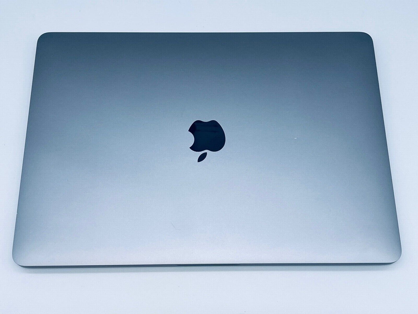 Apple MacBook Pro 13" 2019 Touch Bar Intel Quad Core i5 2.4Ghz 16GB 256GB SSD