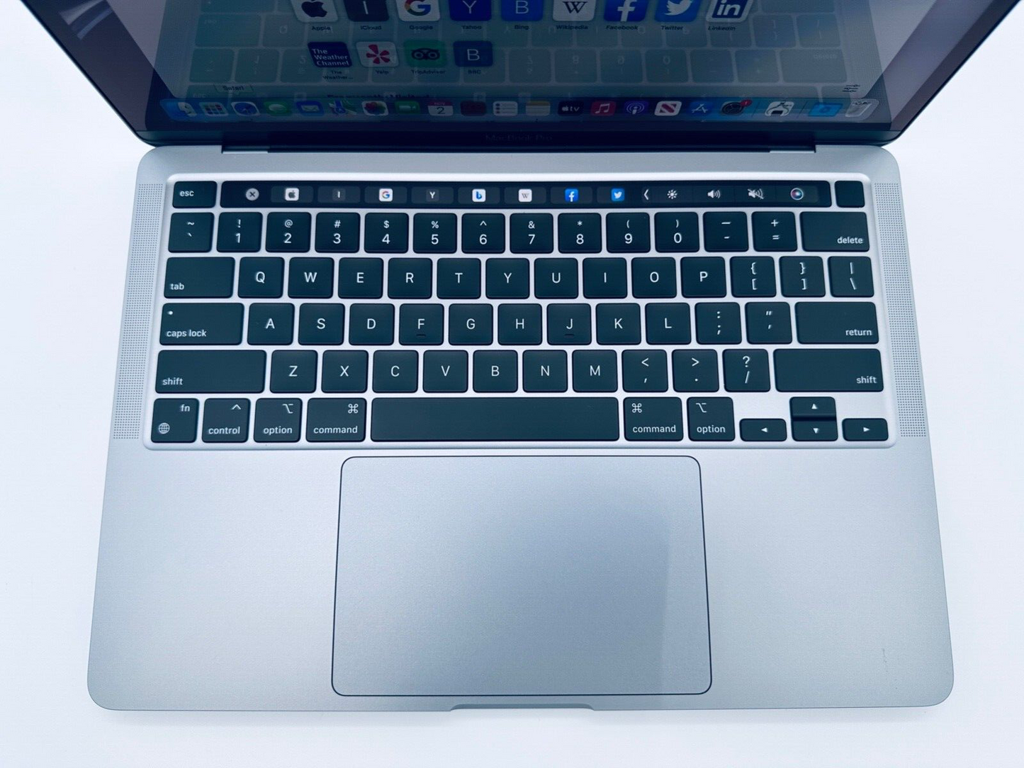 Apple MacBook Pro 13 Touch Bar ID M1 8-Core 8-GPU, 8GB Ram, 1TB SSD