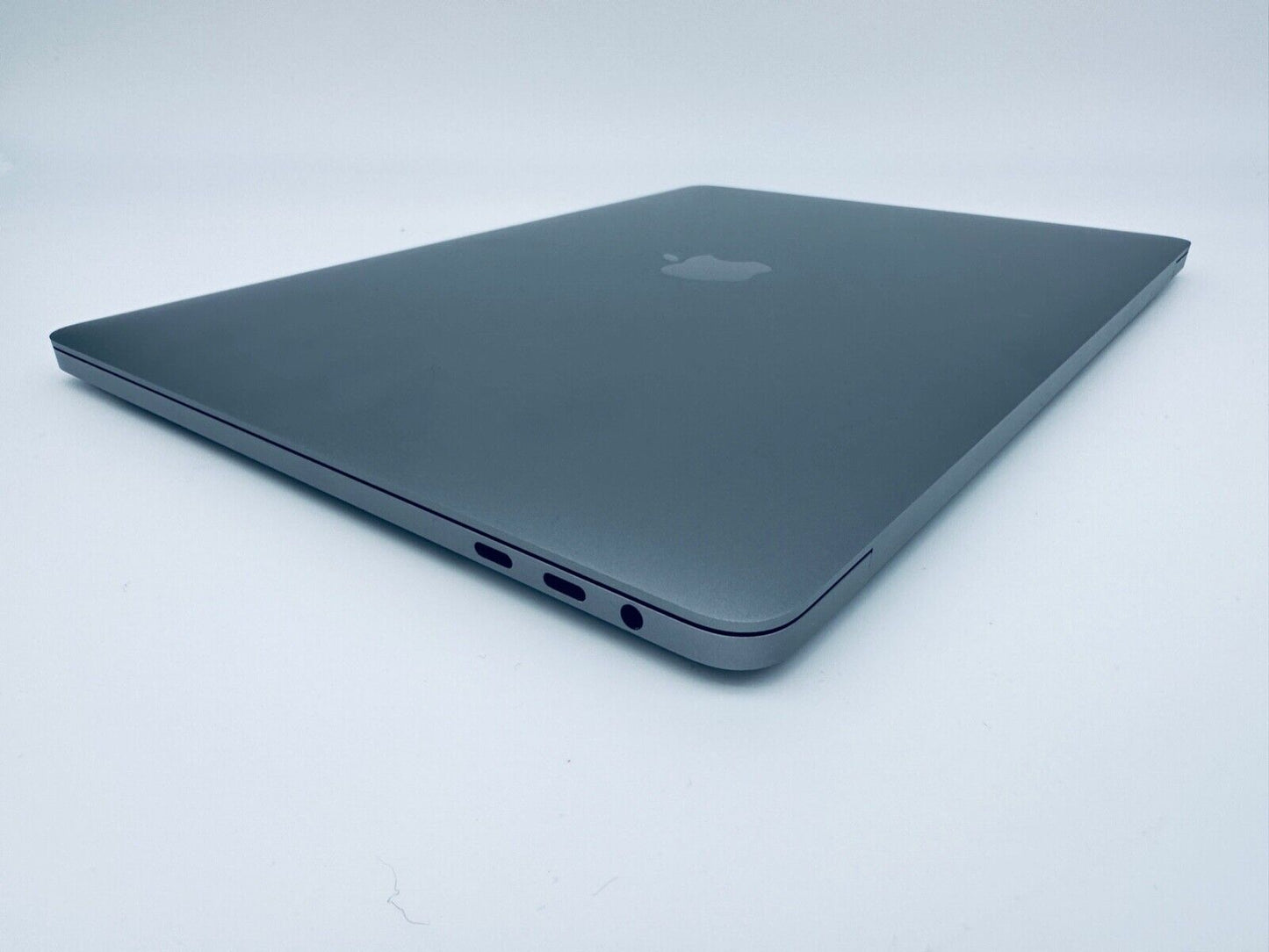 Apple MacBook Pro 13" 2018 Touch Bar Intel Core i5 2.3Ghz 8GB 256GB SSD