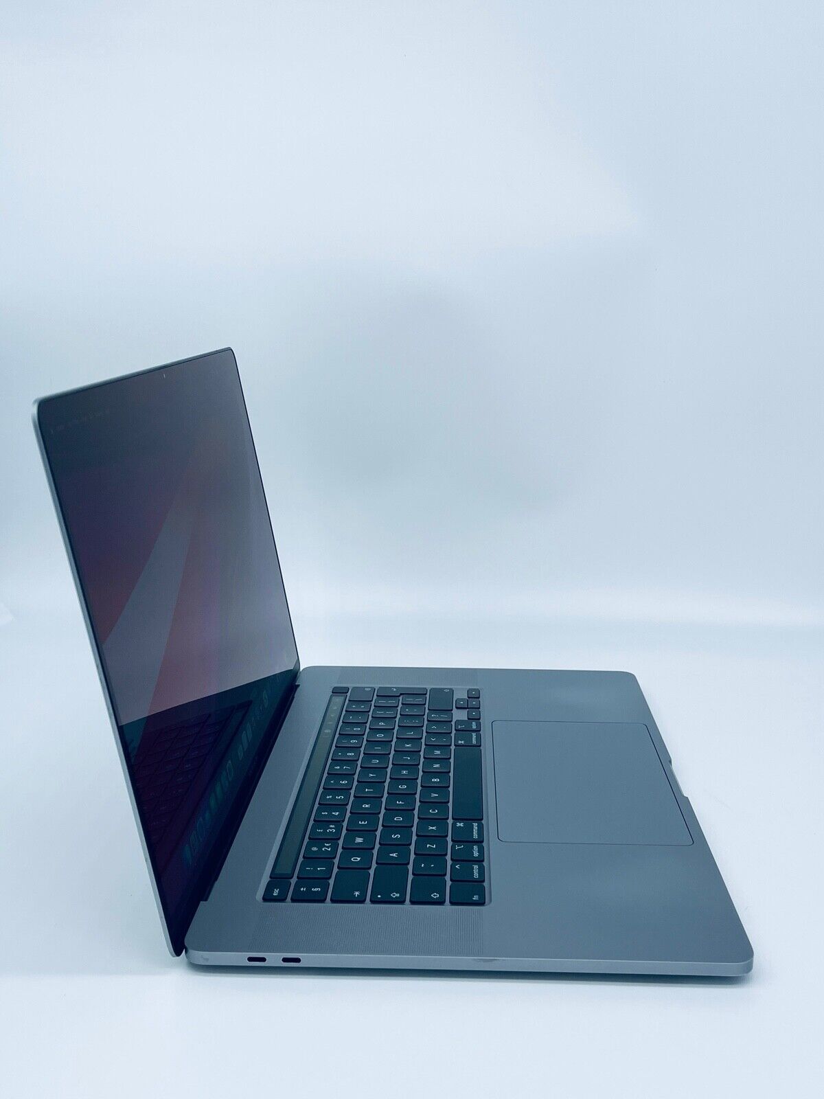 Apple MacBook Pro Retina 16" 2019 Touch Bar ID i7 6 Core 2.6Ghz 16GB 512GB SSD