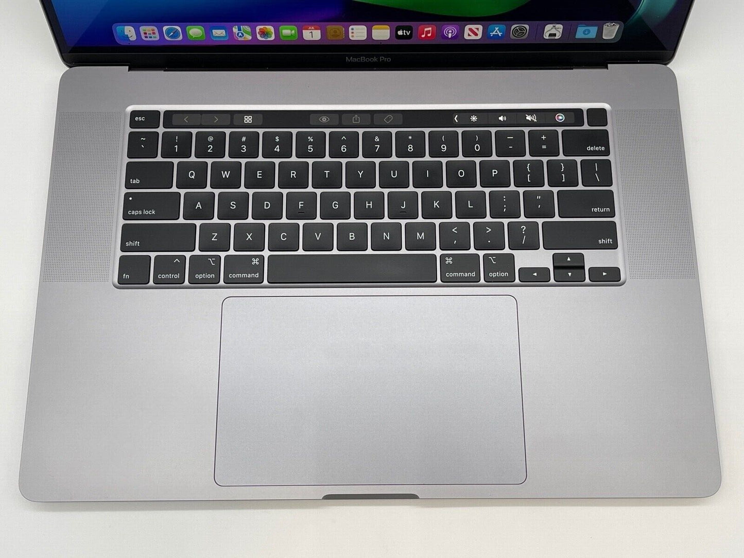Apple MacBook Pro Retina 16" 2019 Touch Bar ID i9 8 Core 2.4Ghz 64GB 2TB SSD