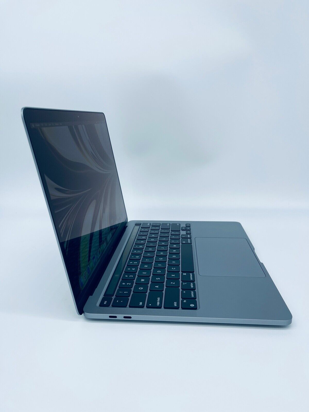 Apple MacBook Pro 13 Touch Bar ID M1 8-Core 8-GPU 8GB Ram 512GB SSD