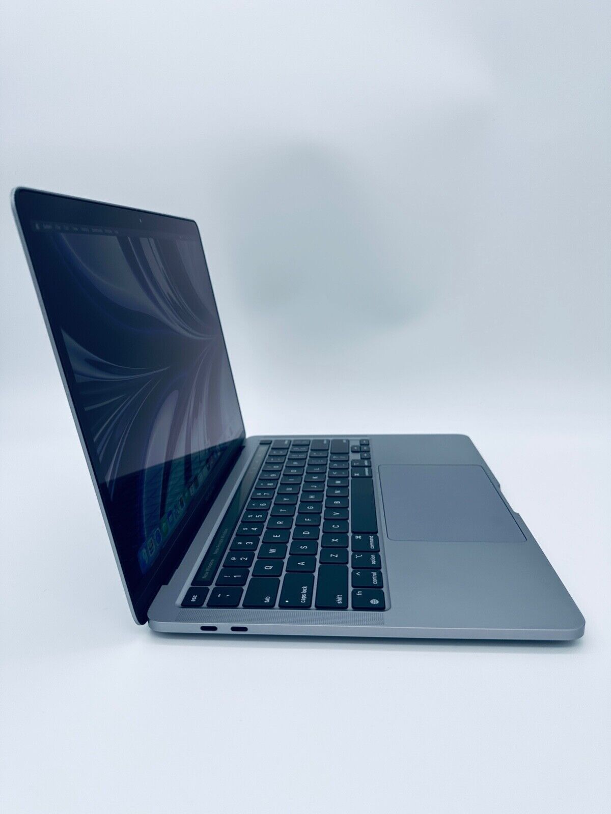 Apple MacBook Pro 13 Touch Bar ID M1 8-Core 8-GPU 16GB Ram 1TB SSD