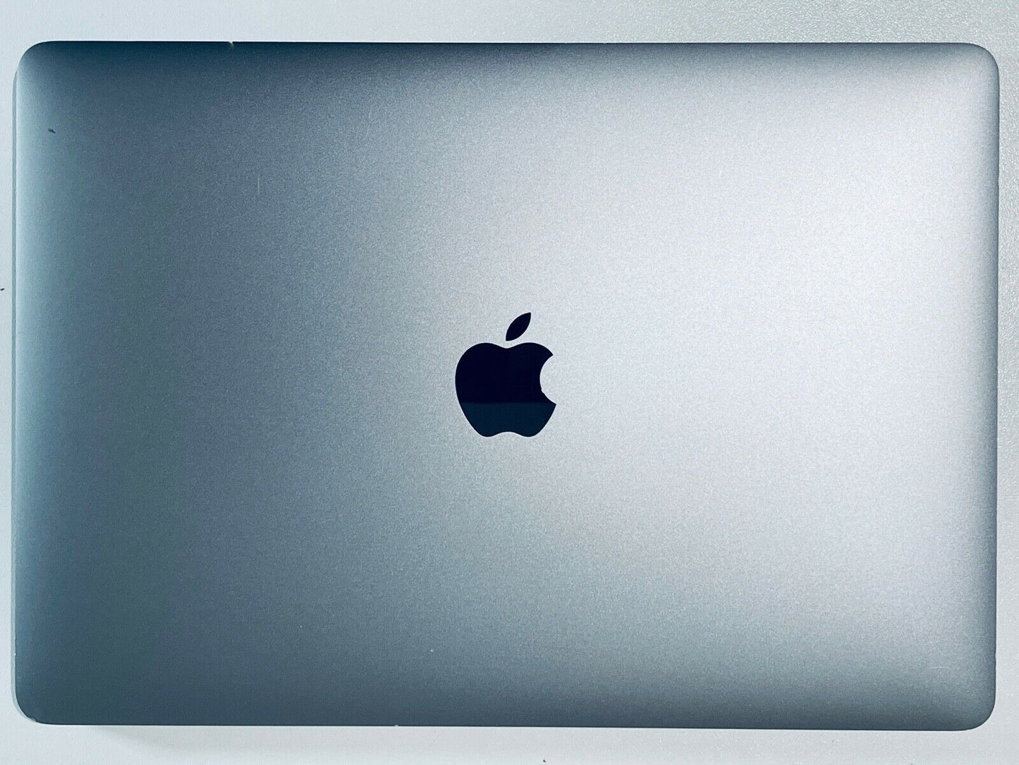 Apple MacBook Pro Retina 13" 2020 Touch Bar Quad Core i7 2.3Ghz 16GB 512GB SSD