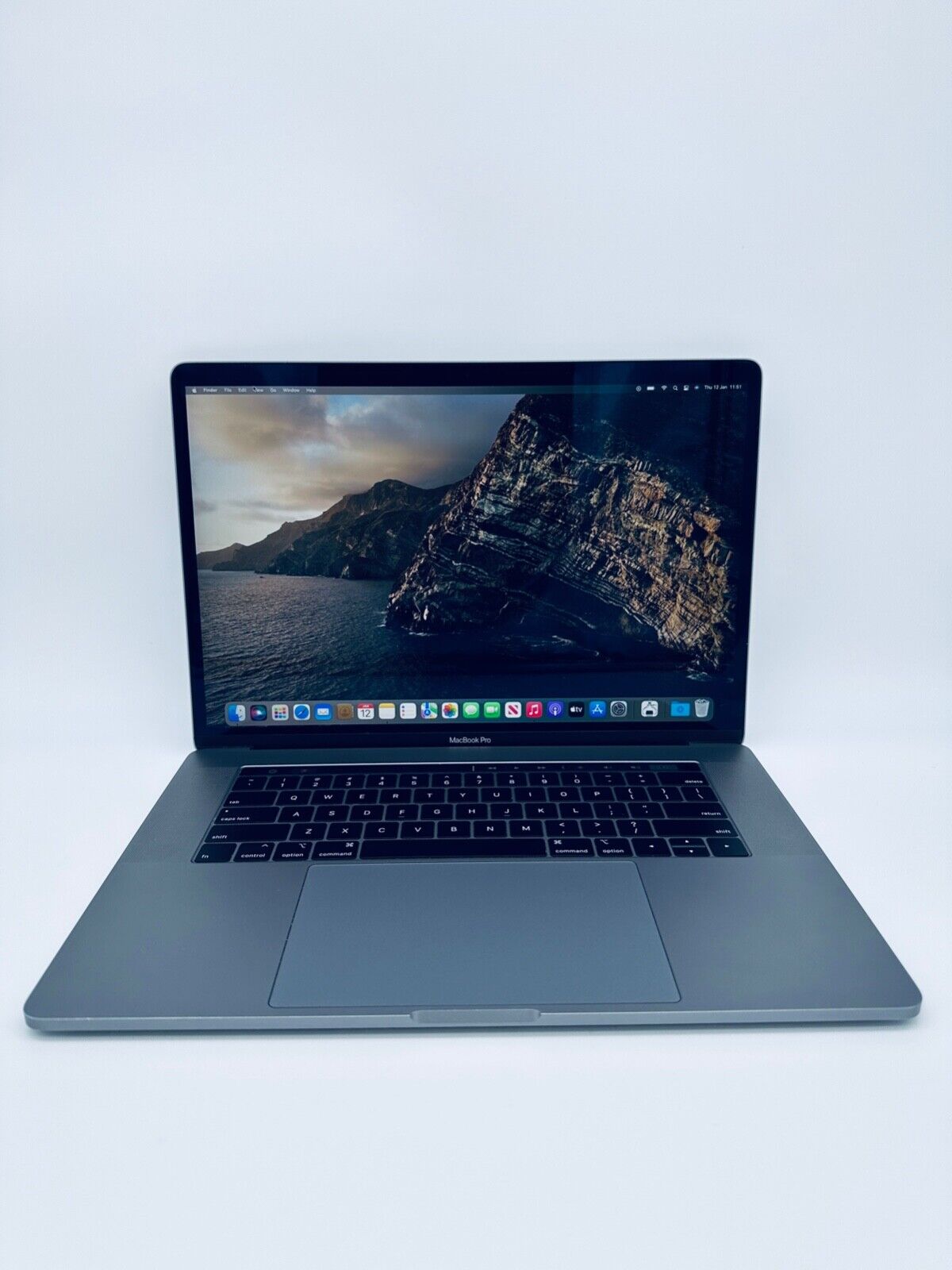 Apple MacBook Pro 15" 2018 Touch Bar ID i7 6-Core 2.2Ghz 32GB 256GB SSD