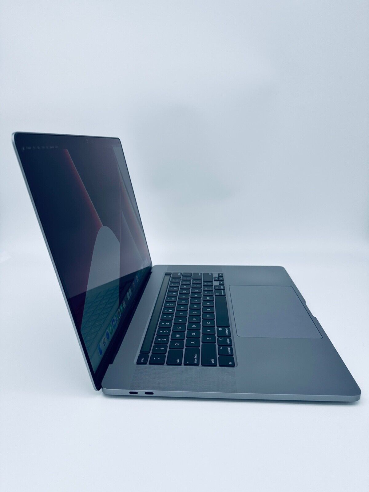 Apple MacBook Pro Retina 16" 2019 Touch Bar ID i9 8 Core 2.4Ghz 32GB 2TB SSD, AMD Radeon 5600M with 8GB RAM