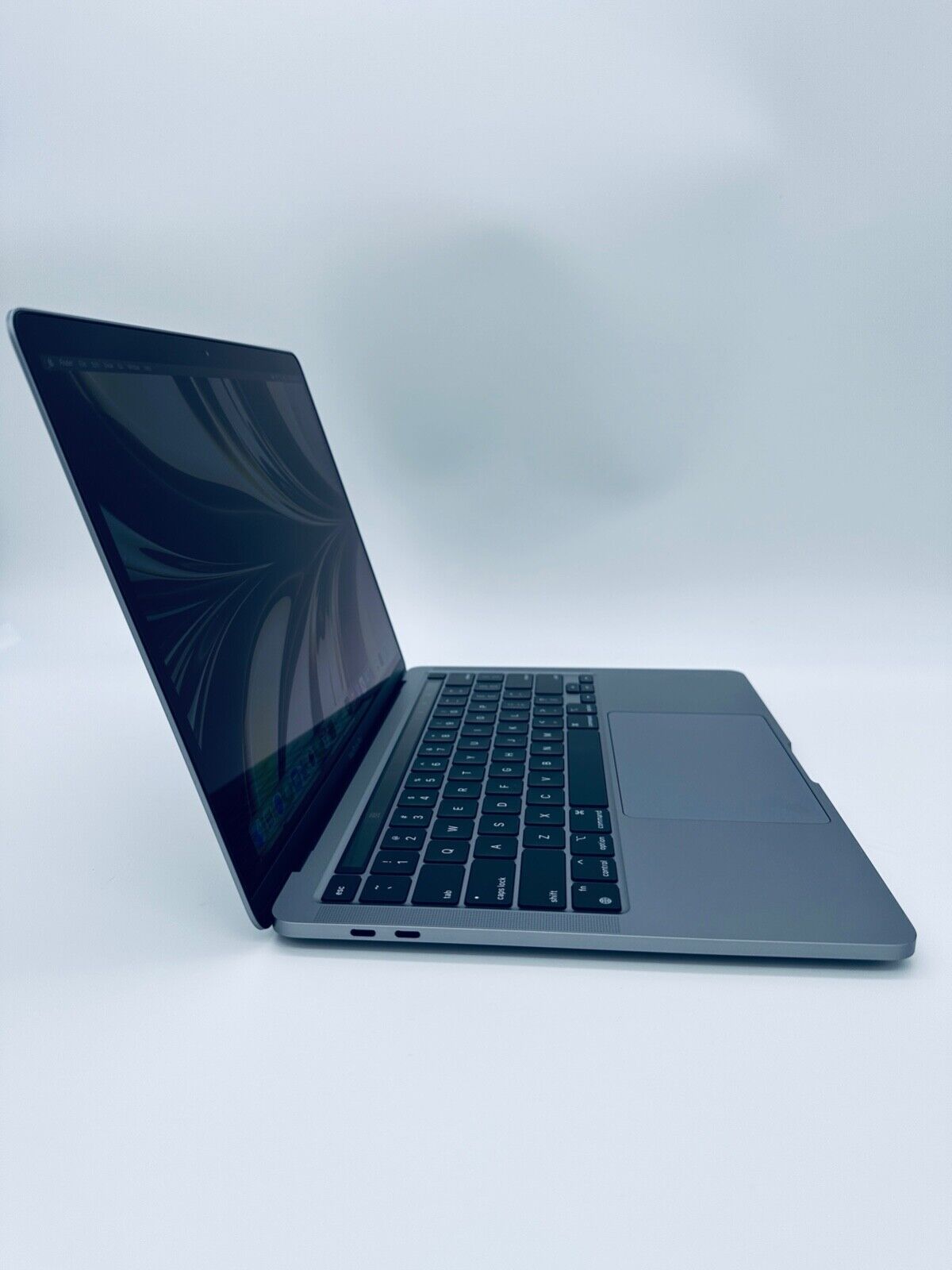 Apple MacBook Pro 13 Touch Bar ID M1 8-Core 8-GPU 8GB Ram 512GB SSD
