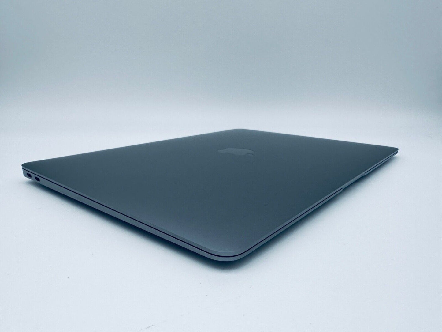 Apple MacBook Air M1 13" Retina 8-Core CPU 8-Core GPU 16GB Ram 1TB SSD