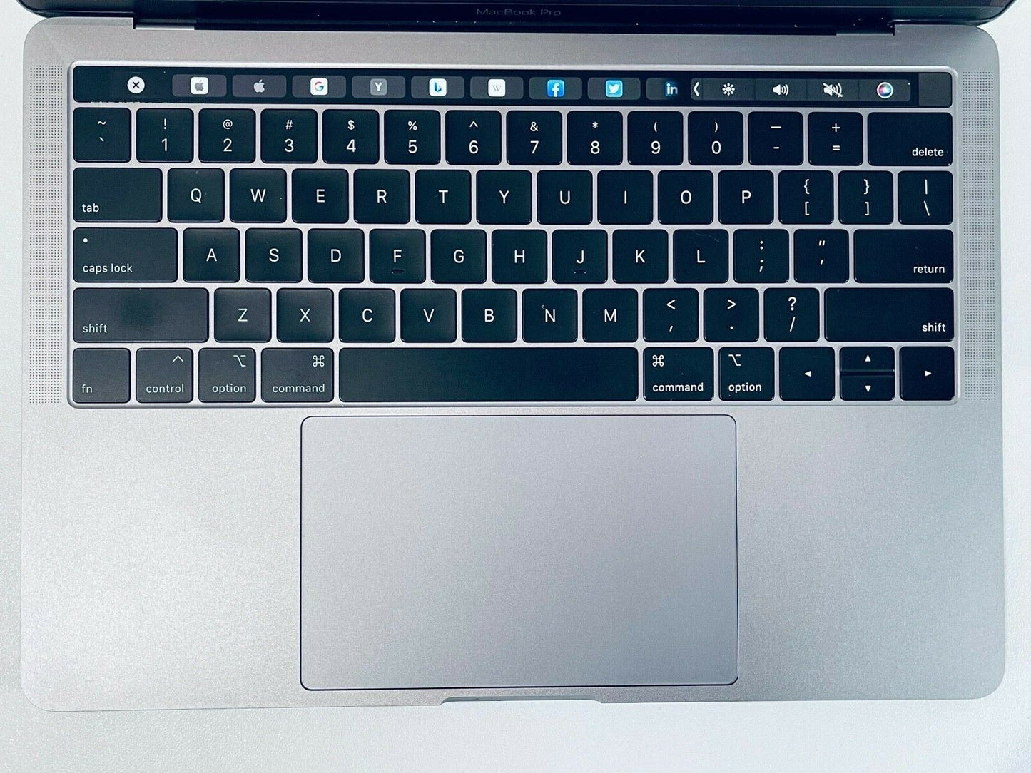 Apple MacBook Pro 13" 2018 Touch Bar, Intel Quad Core i7 2.7Ghz 16GB 2TB SSD