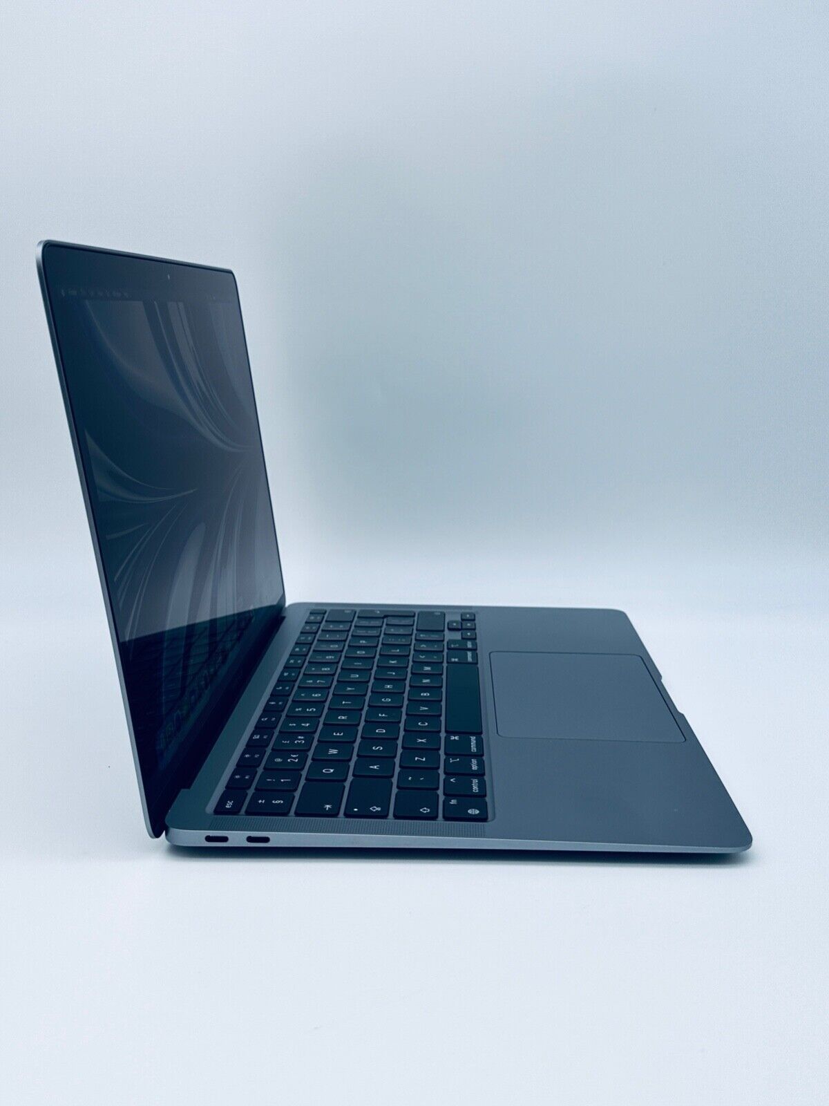Apple MacBook Air M1 13" Retina 8-Core CPU 8-Core GPU 16GB Ram 1TB SSD