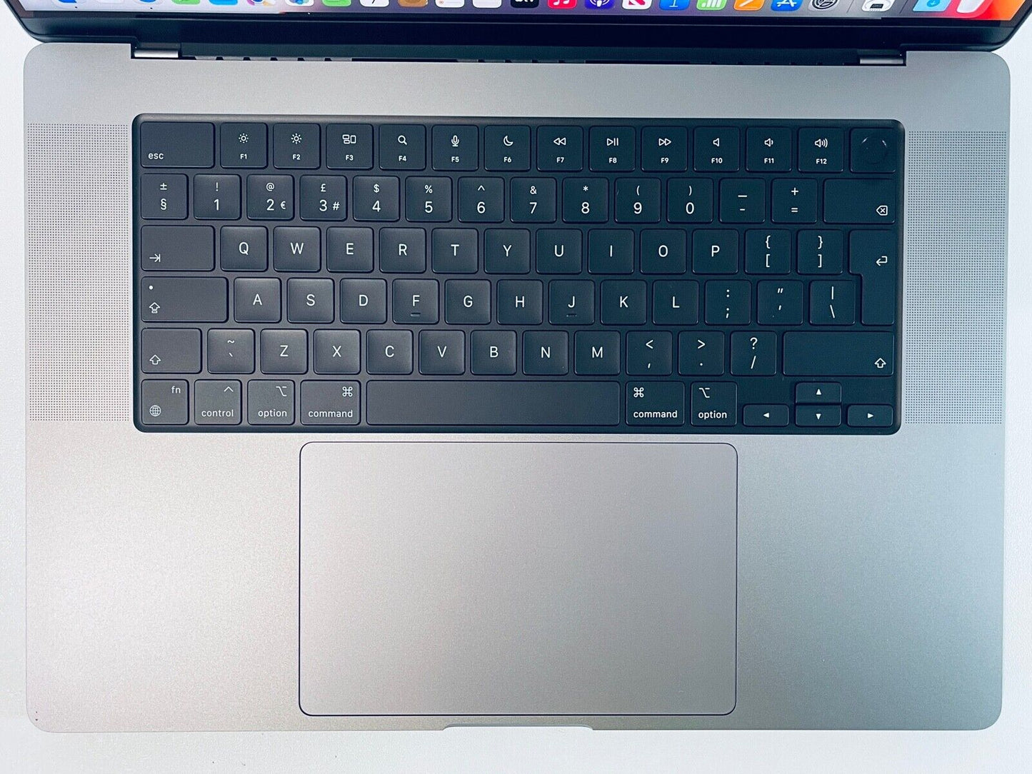 Apple MacBook Pro 16" 2021 M1 Pro 10-Core 16-Core GPU 16GB 1TB SSD