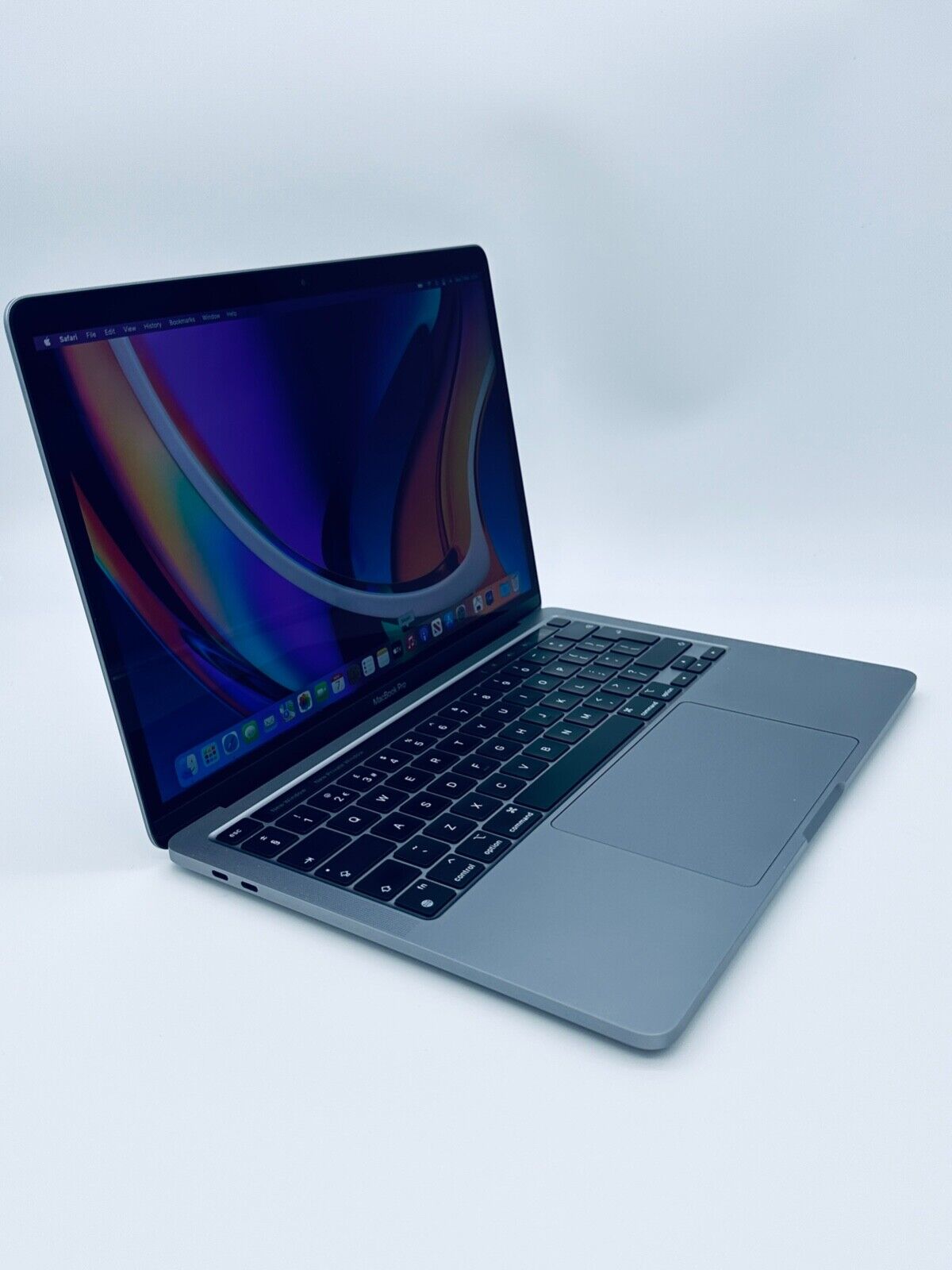 Apple MacBook Pro 13 Touch Bar ID M1 8-Core 8-GPU 16GB Ram 1TB SSD