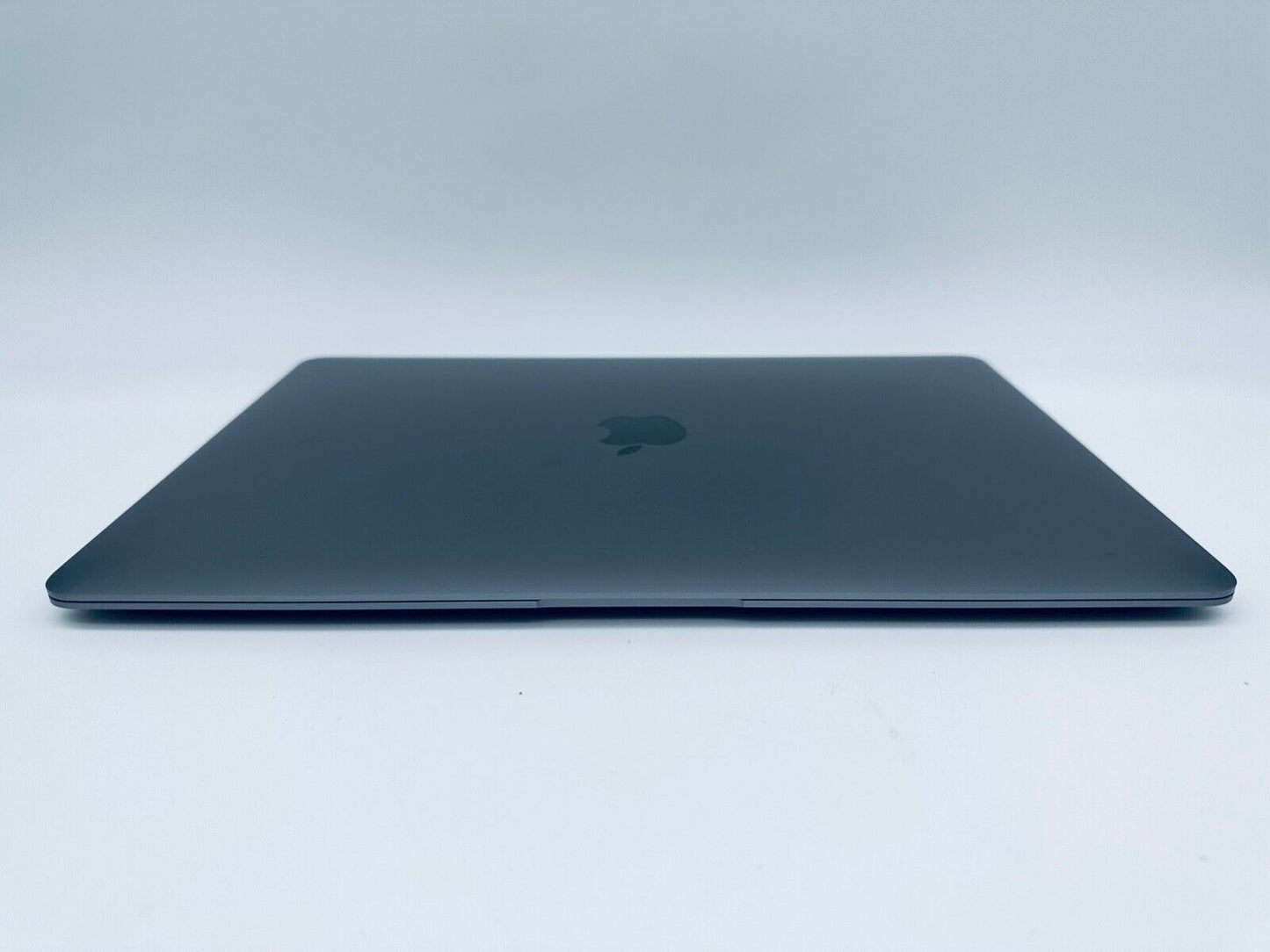 Apple MacBook Air M1 13" Retina 8-Core CPU 8-Core GPU 16GB Ram 1TB SSD