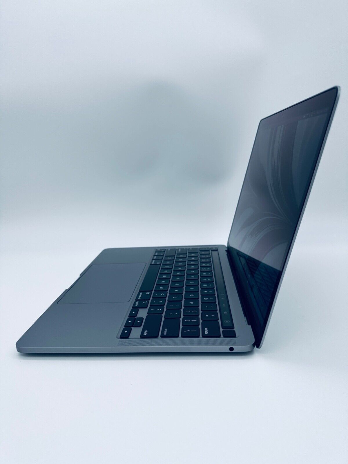 Apple MacBook Pro 13 Touch Bar ID M1 8-Core 8-GPU 8GB Ram 512GB SSD
