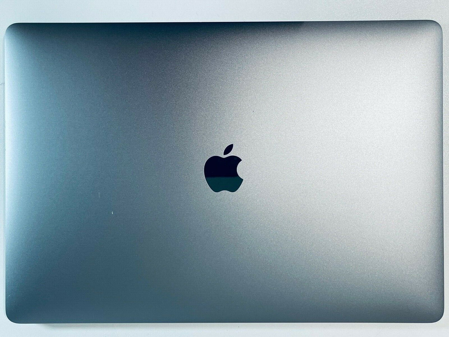 Apple MacBook Pro Retina 15" 2016 Touch Bar ID i7 Quad Core 2.6Ghz 16GB 256GB SSD