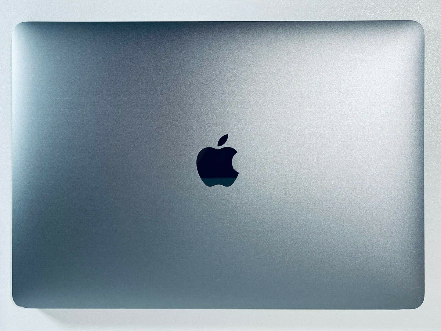 Apple MacBook Pro 13" 2019 Touch Bar Intel Quad Core i7 2.8Ghz 16GB 2TB SSD